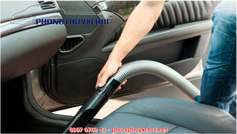 Khử mùi trên xe ô tô bằng than hoạt tính là giải pháp đơn giản và tiện ích nhất